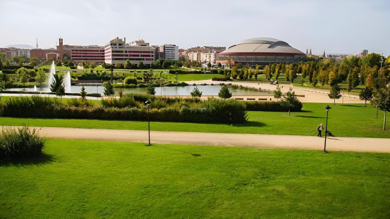 Jardines Del Ebro, 8 Pax, Ideal Grupos Logroño Kültér fotó